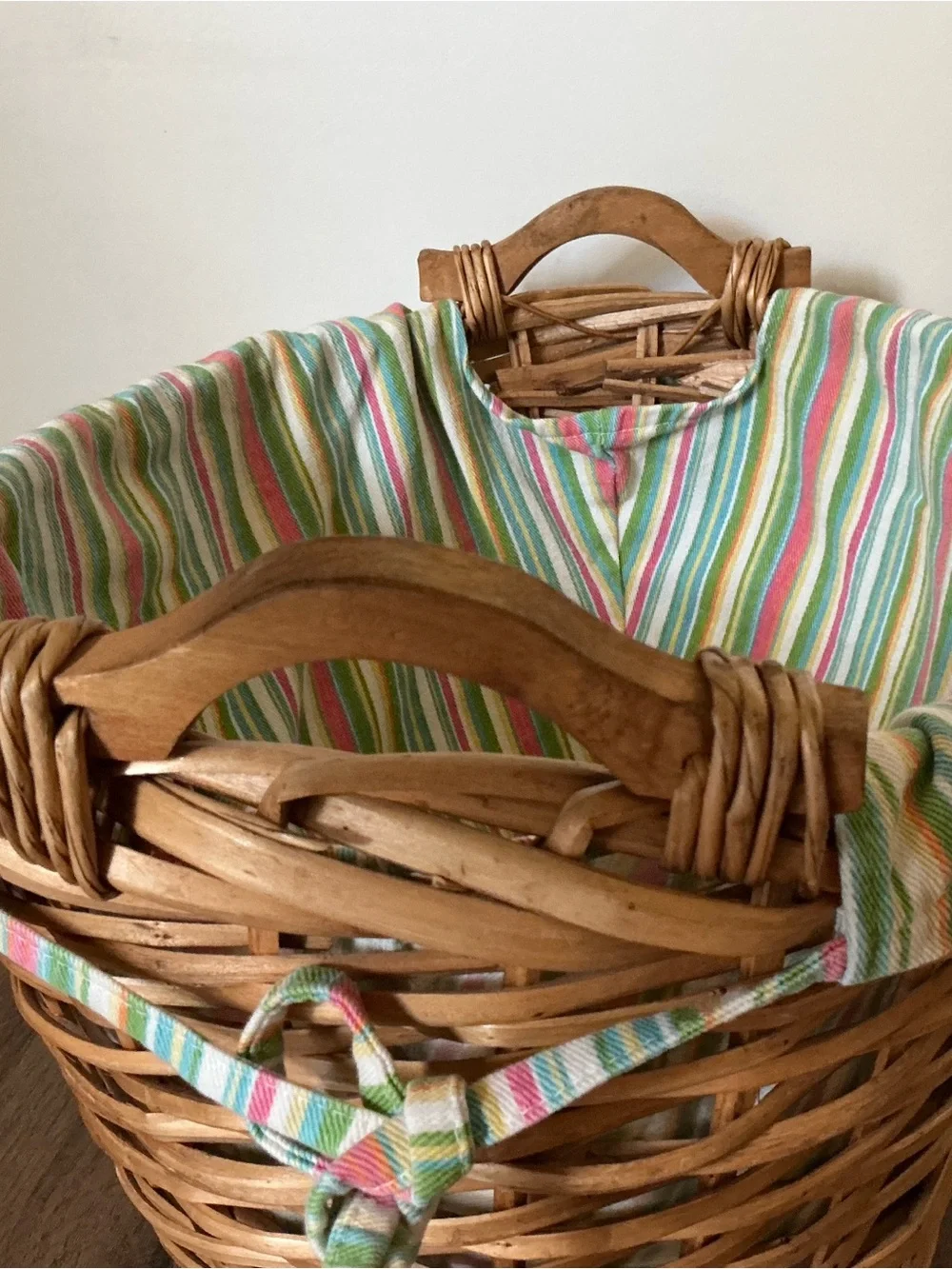 Vintage Basket Wicker with Striped Cotton Liner Beach Launder